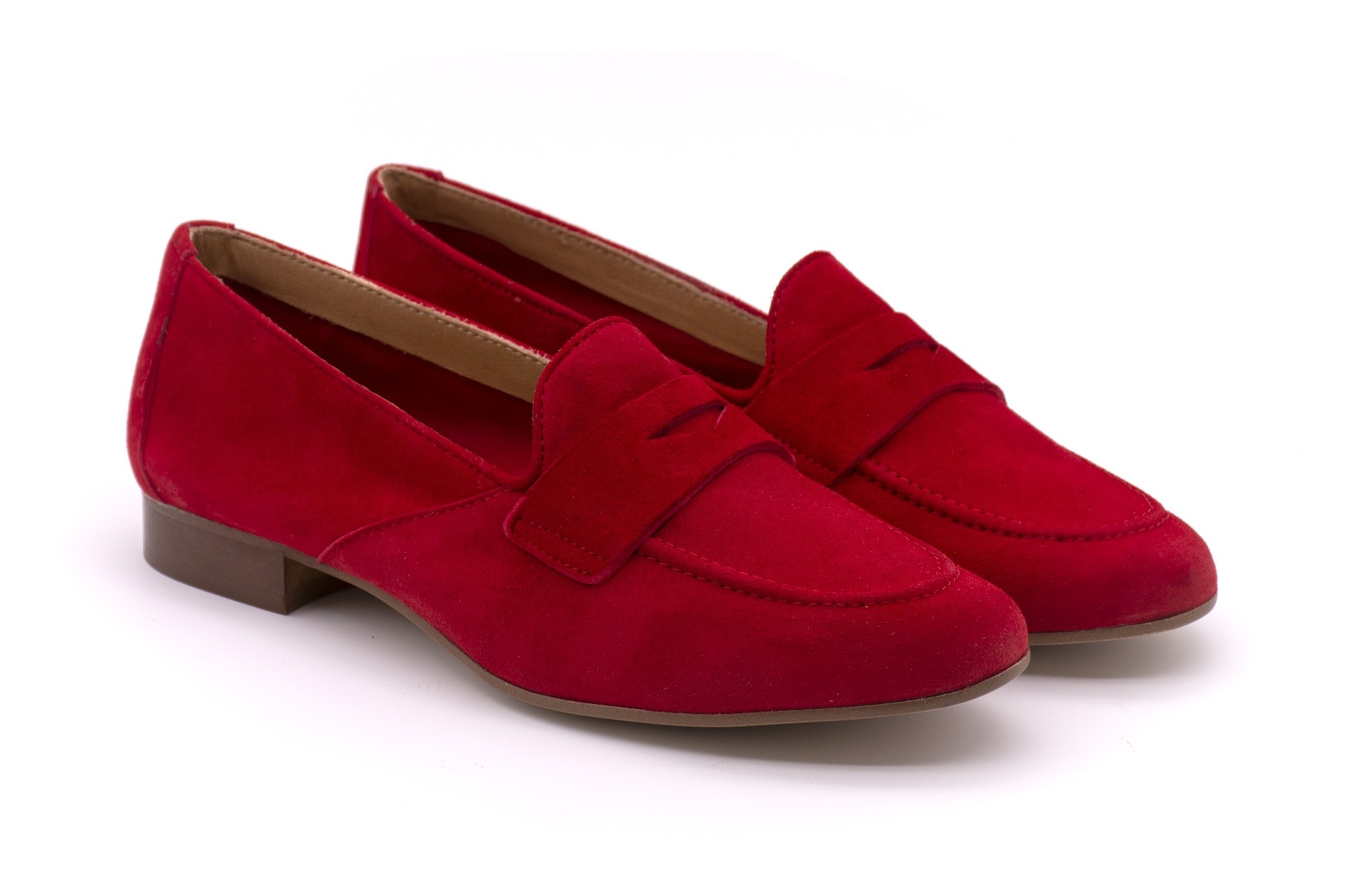 Mocassino leggero in camoscio rosso