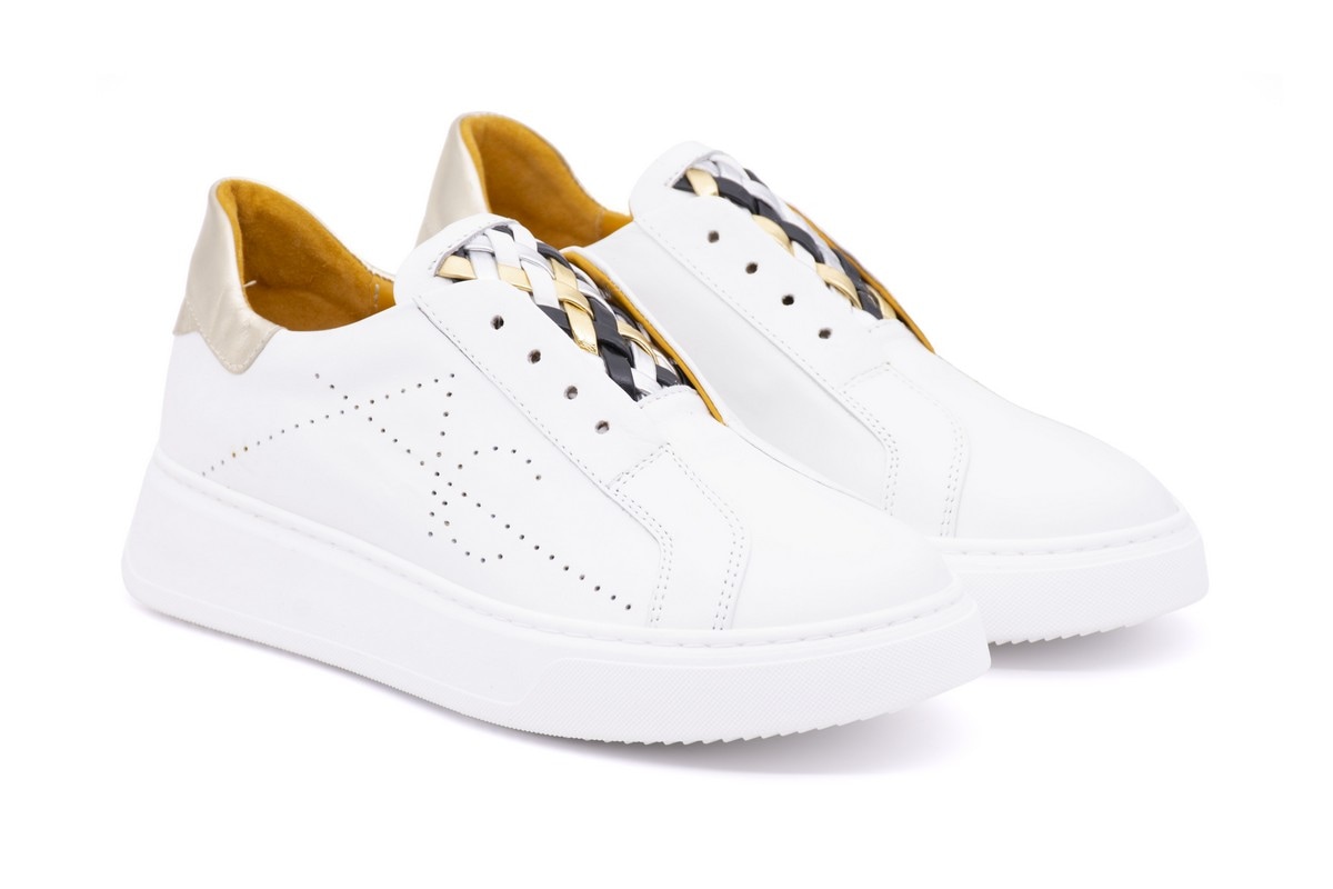 Sneaker slip on in pelle