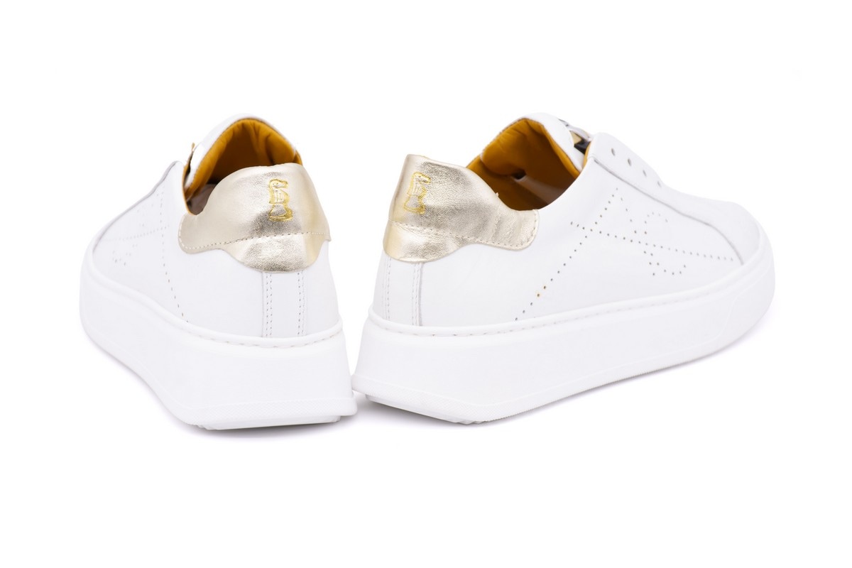 Sneaker slip on in pelle