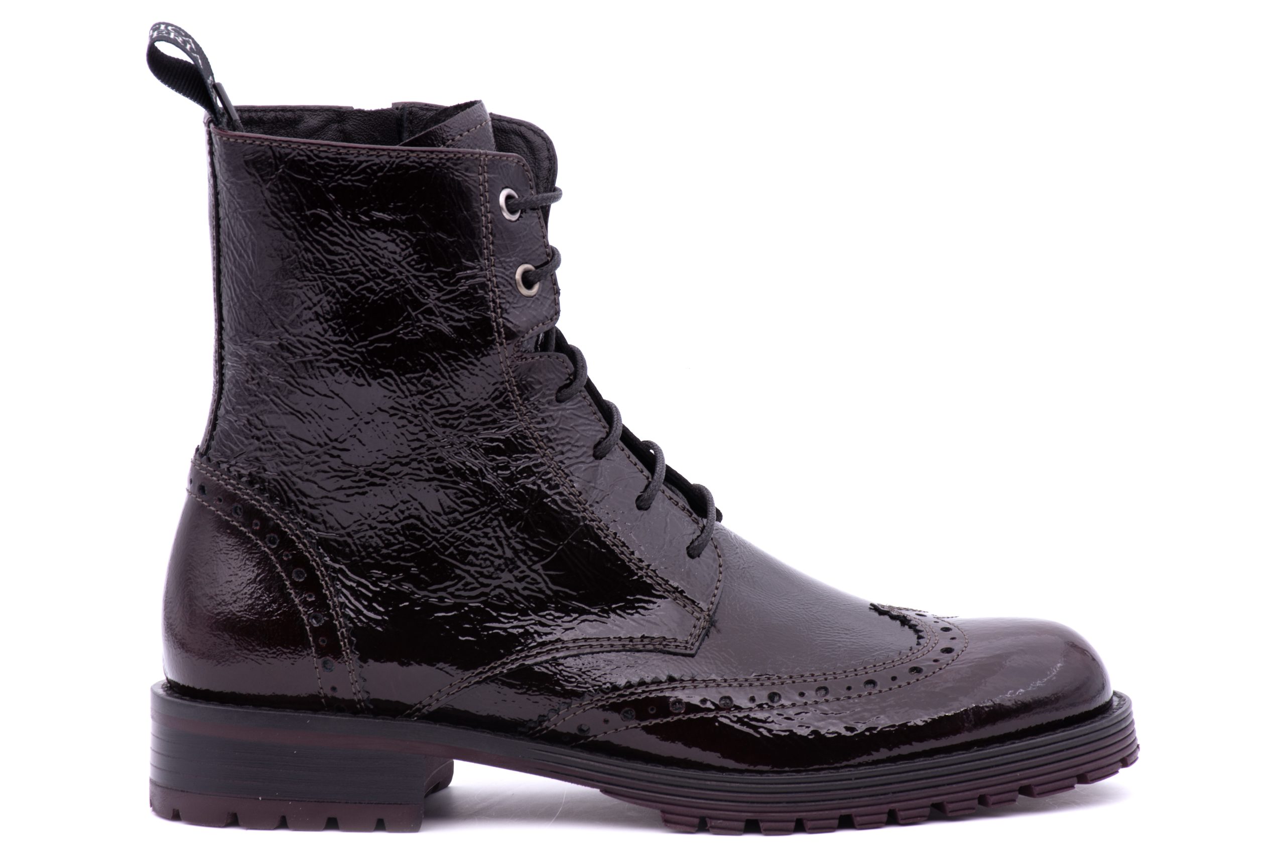 Stivaletto Stringato in Vernice