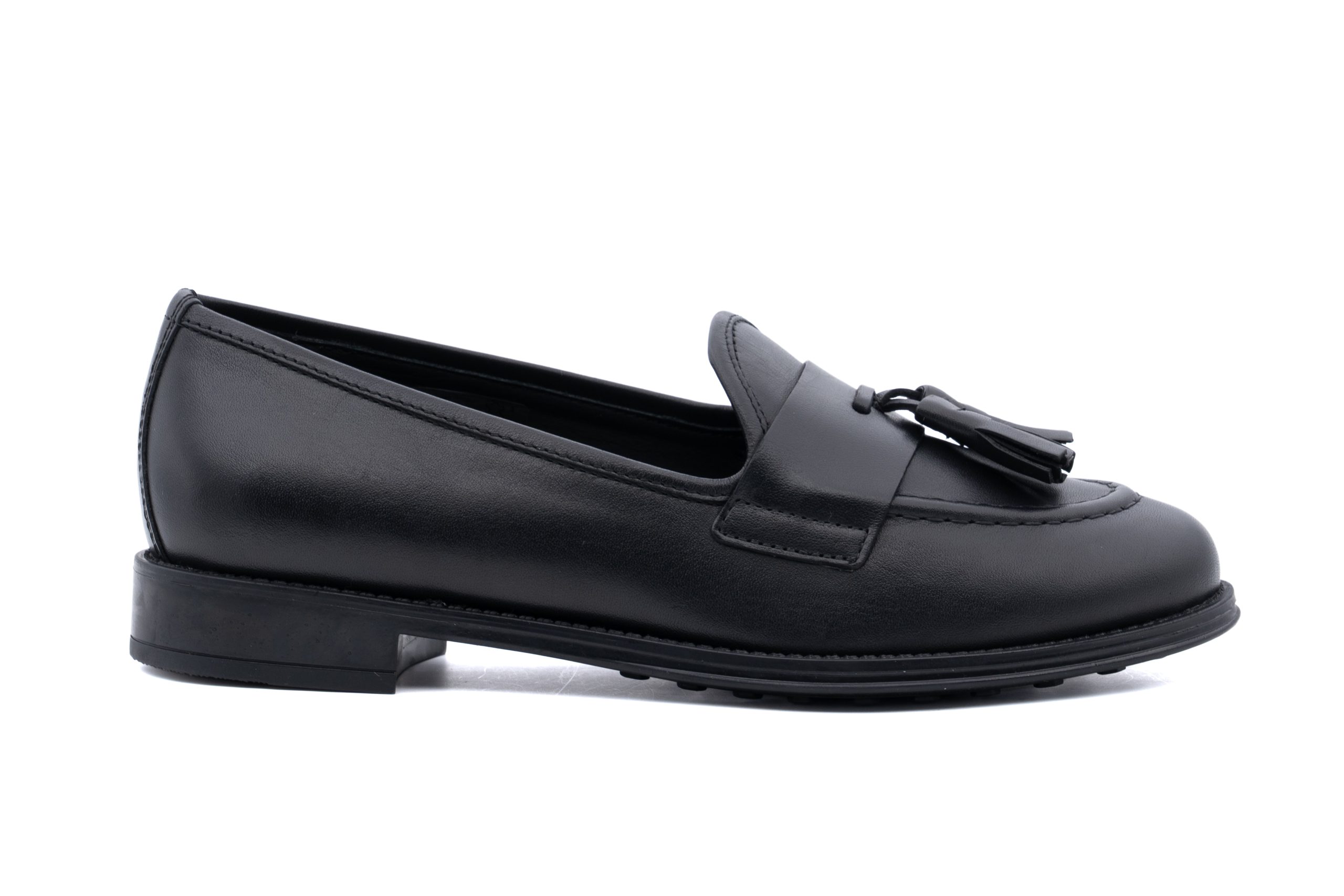 Mocassino in pelle con nappine